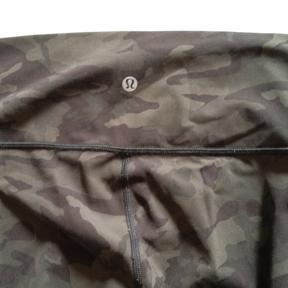 Lululemon Wunder Under Camo Leggings - Picture 4 of 4